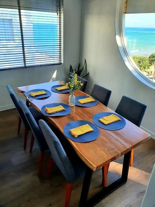 Ultimate Coastal Escape + Amazing Views Appartement Caloundra